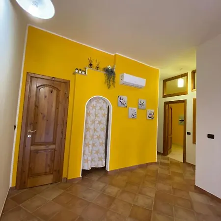 Casa Ludovica A 100 Passi Dal Mare Apartment Àrbatax