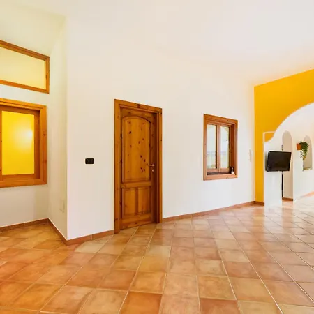 Casa Ludovica A 100 Passi Dal Mare Apartment Àrbatax