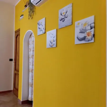 Casa Ludovica A 100 Passi Dal Mare * ארבאטקס