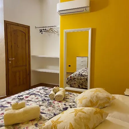 Casa Ludovica A 100 Passi Dal Mare דירה *
