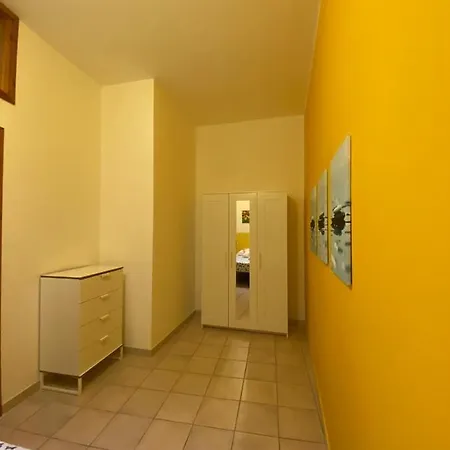 Casa Ludovica A 100 Passi Dal Mare דירה