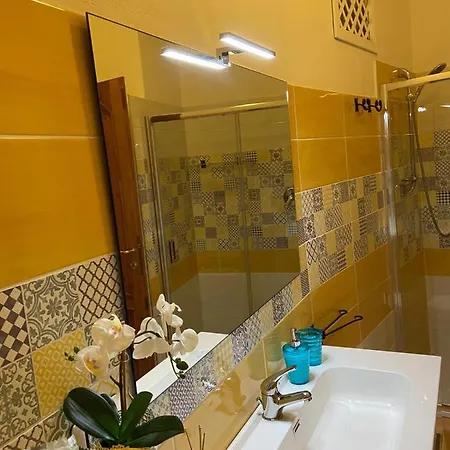 Casa Ludovica A 100 Passi Dal Mare ארבאטקס