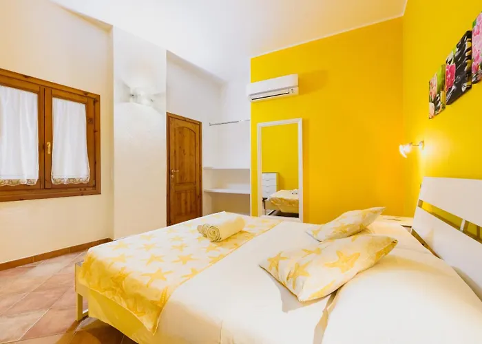 Casa Ludovica A 100 Passi Dal Mare Lägenhet Àrbatax